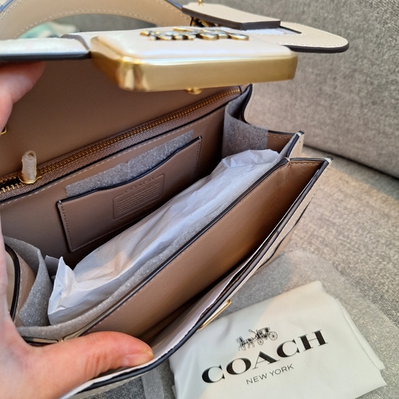 NWT - COACH Retail Alie Saddle Bag In Signature Jacquard -  Stone Ivory - Picture 7 of 9